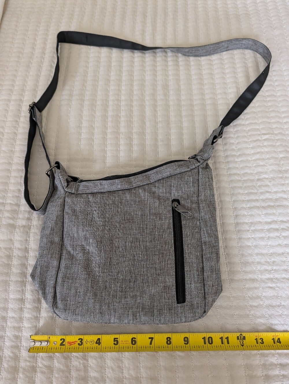 Nupouch Anti Theft Crossbody - Picture 4 of 4